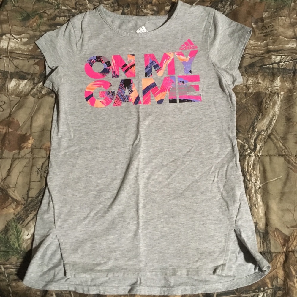Adidas t-shirt